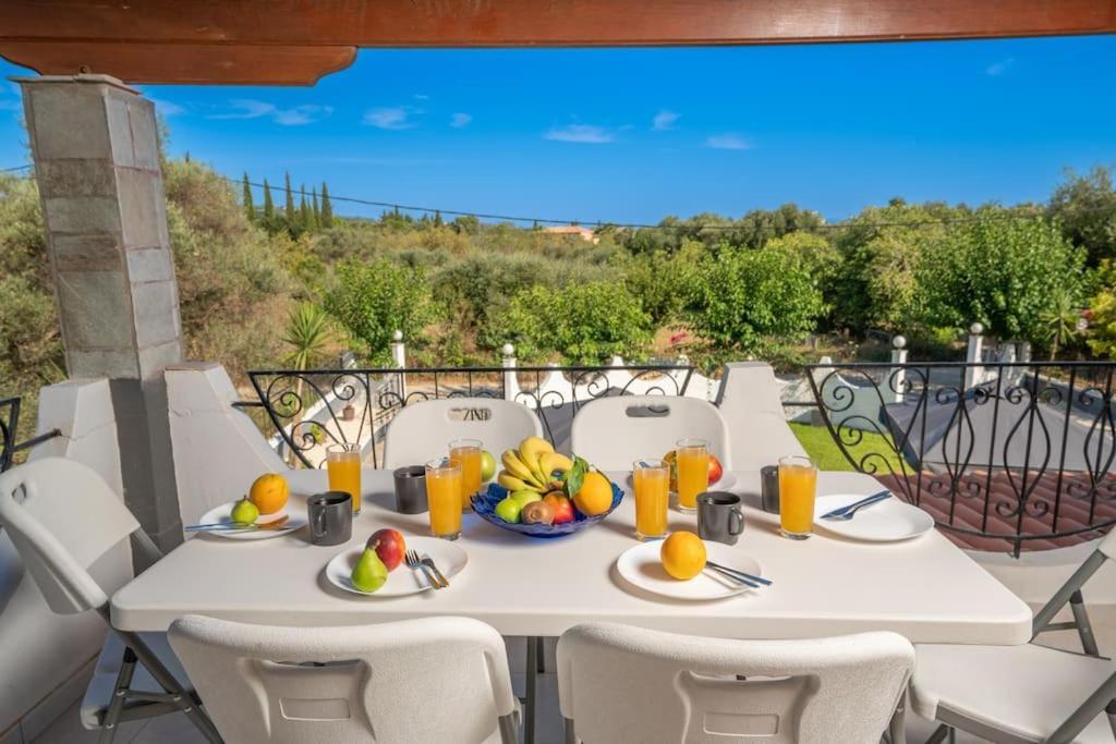 Afroditi Holiday Home- Green View Apartment Svoronata Eksteriør billede